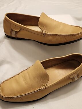 Gucci Vintage Beige Leather Slip-On Loafers Driving Shoe 8